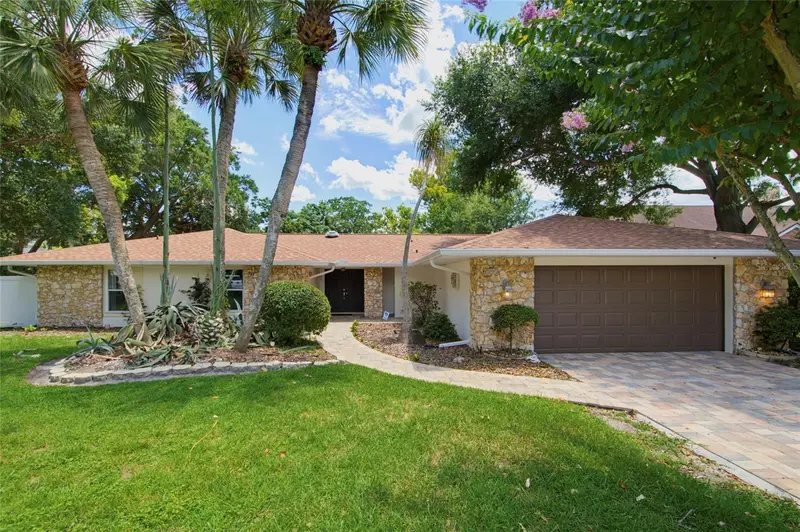 125 Spring Lake Hills Dr, FL