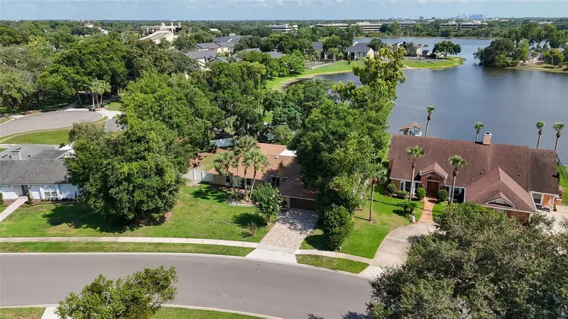 125 Spring Lake Hills Dr, FL