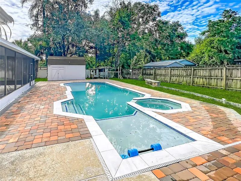 52 Clark St, FL