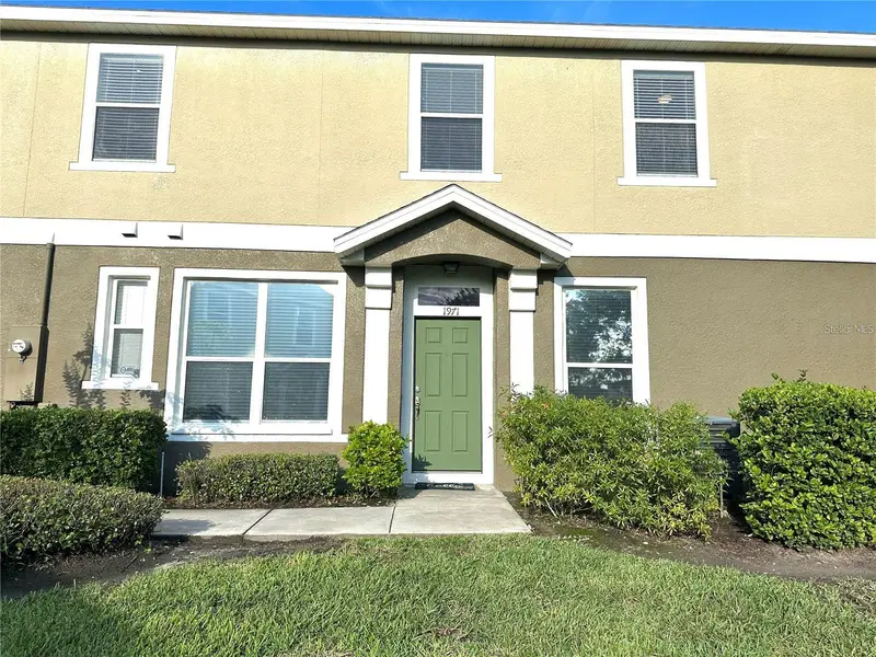 1971 Estancia Cir, FL