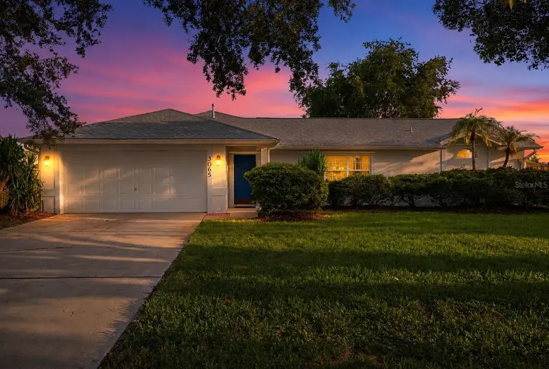3065 Pineda Crossing Dr, FL