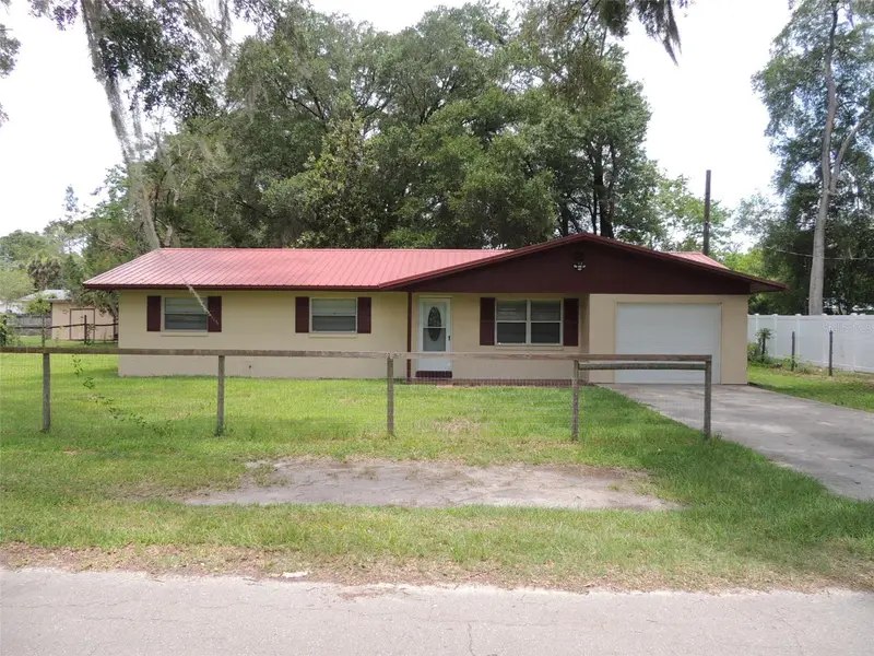 330 Se 6th St, FL