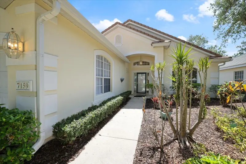 7159 Victoria Cir, FL