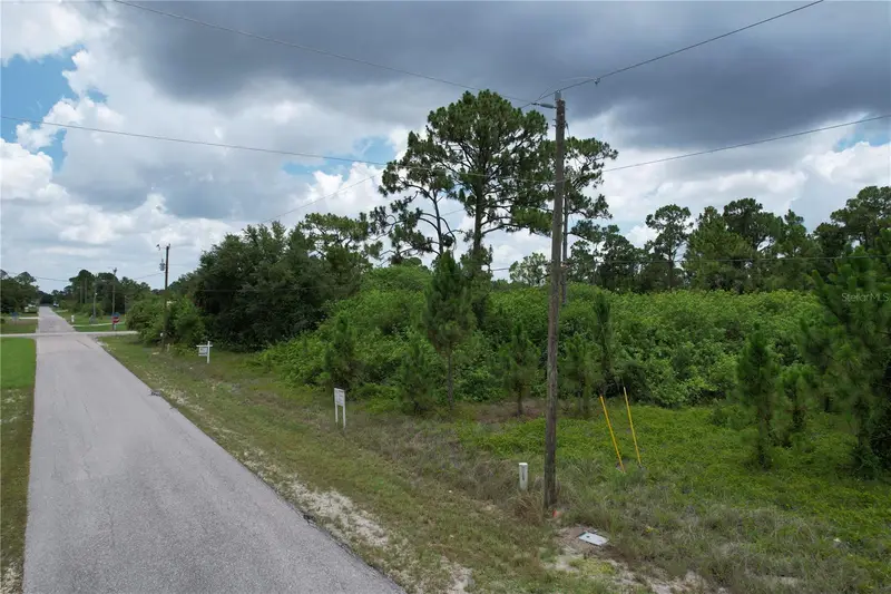 980 Lakeside Dr, FL