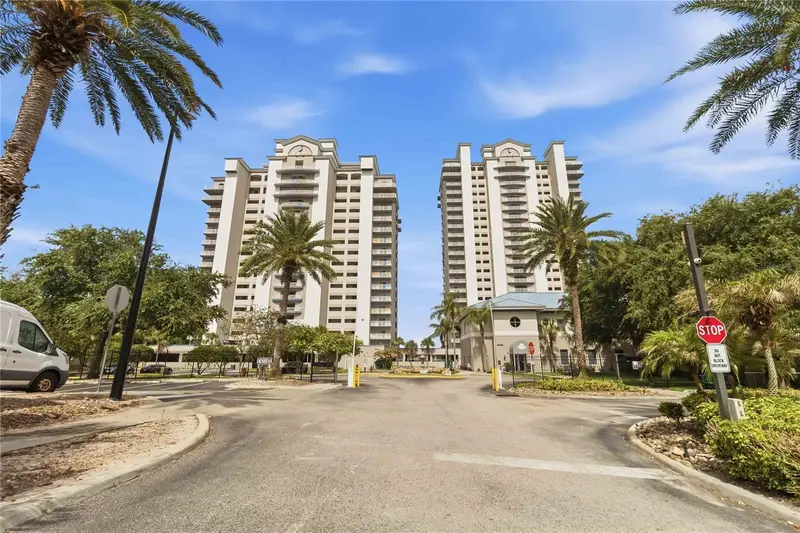 13427 Blue Heron Beach Dr #104, FL