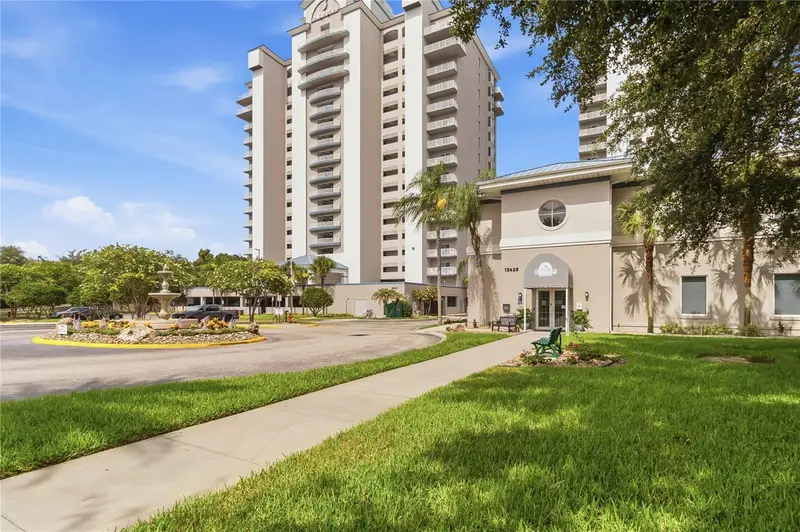 13427 Blue Heron Beach Dr #104, FL