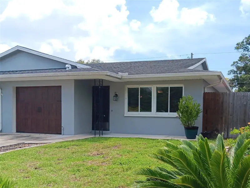 1302 Amble Ln, FL