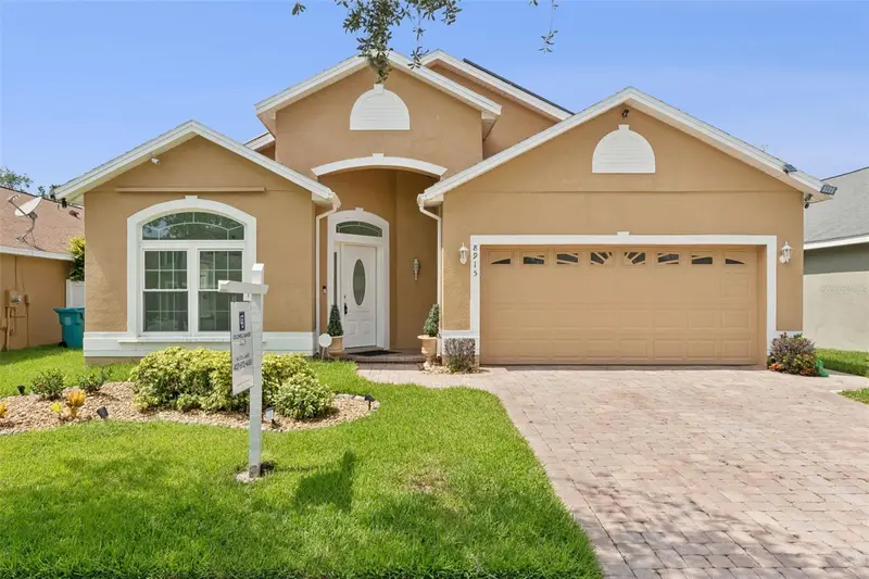 8915 Victoria Isle Pl, FL