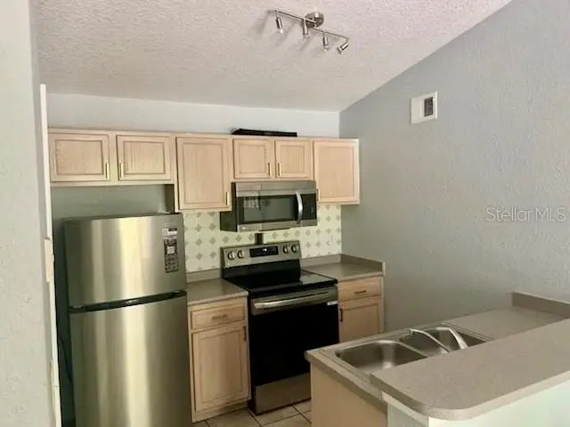 8939 Latrec Ave #1307, FL