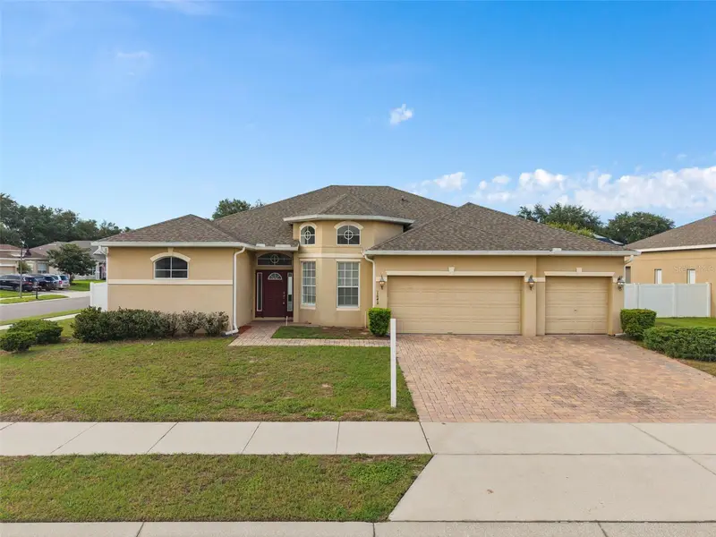 1642 Chandelle Ln, FL