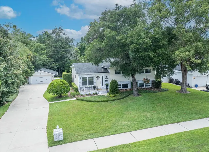 624 Tuscarora Trl, FL