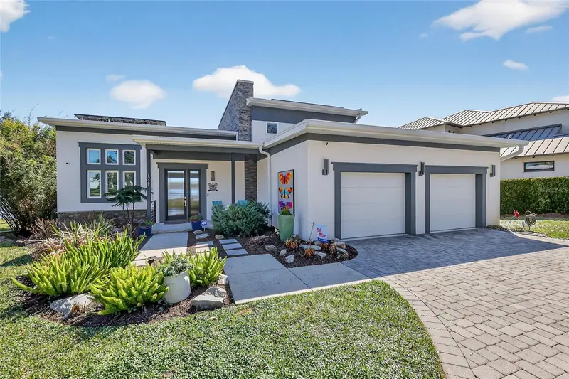 1535 Sunset Cir, FL