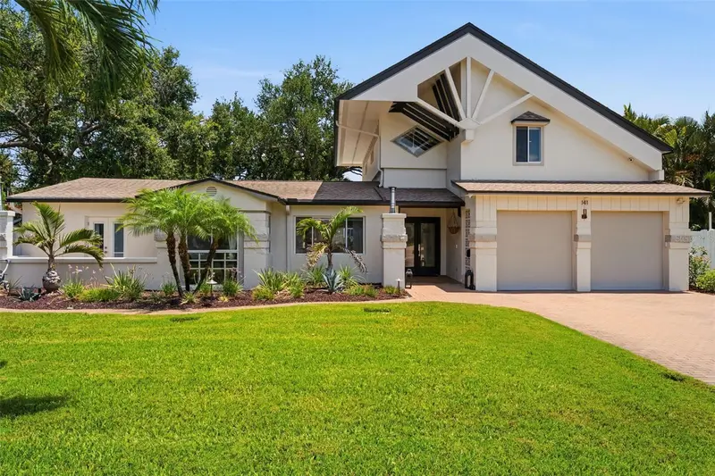 141 Giralda Blvd Ne, FL