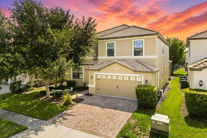 1461 Myrtlewood St, FL
