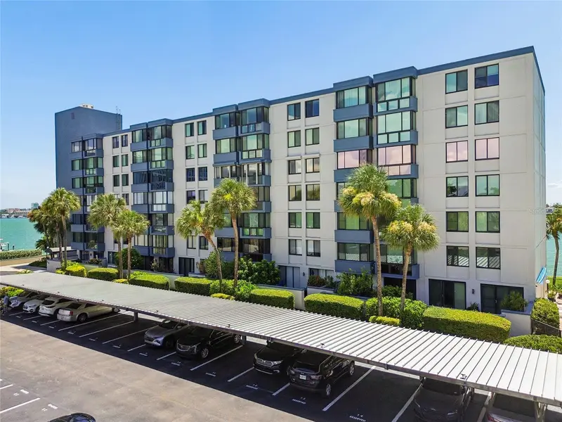 644 Island Way #405, FL