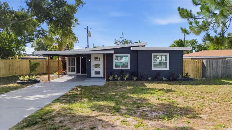 5268 Coral Way N, FL