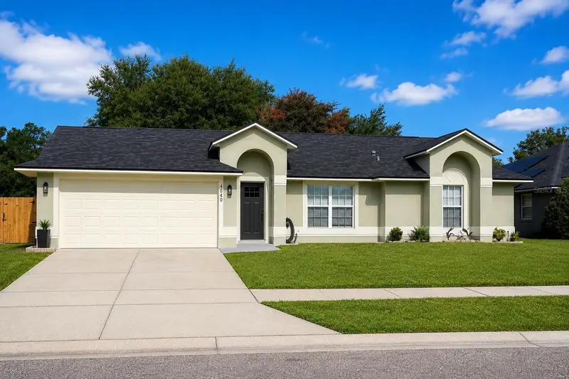 4040 Eagle Feather Dr, FL
