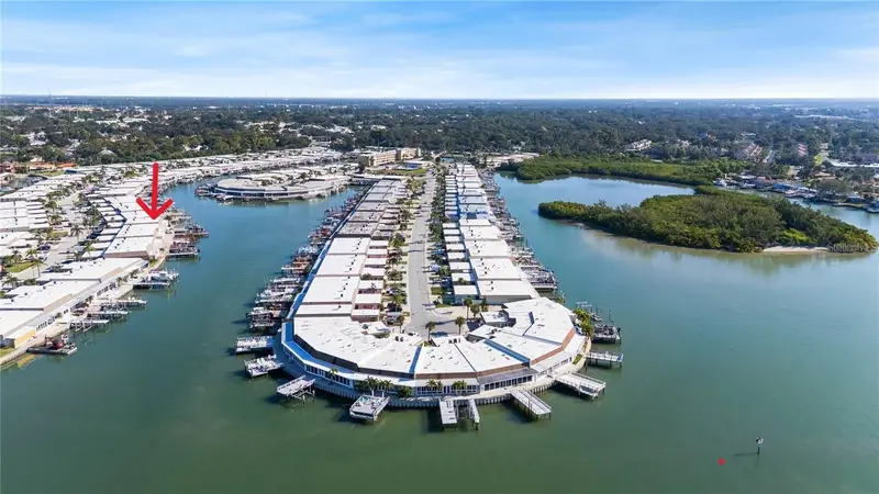 542 Boca Ciega Point Blvd N #2108, FL