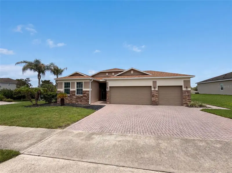 5605 Windsong Oak Dr, FL
