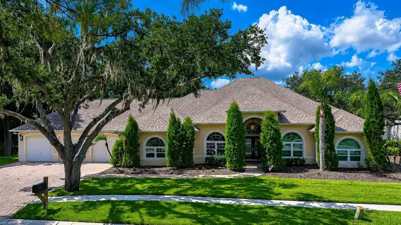 1009 Emerald Creek Dr, FL