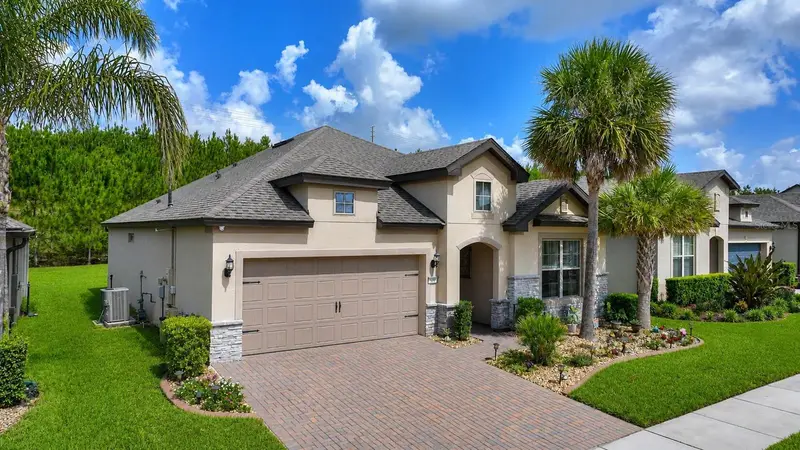 389 Almansa St, FL