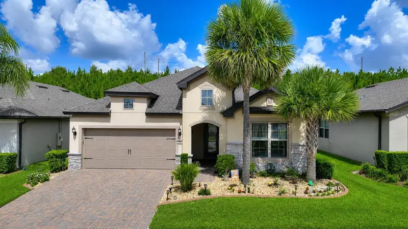 389 Almansa St, FL