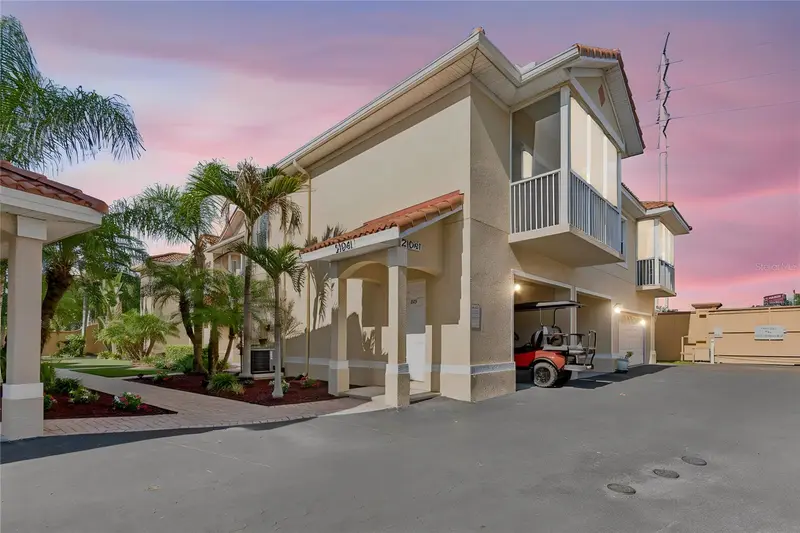 21041 Sunpoint Way #201, FL