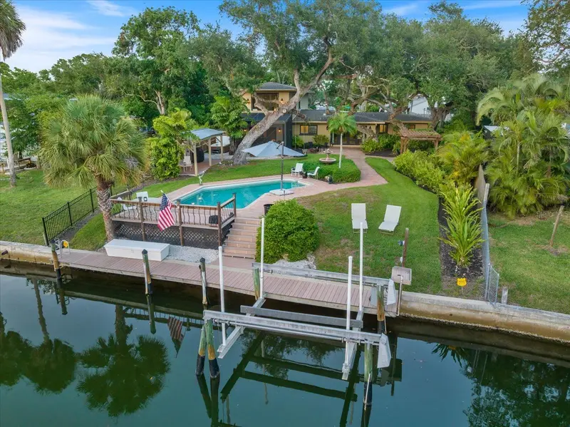 1827 Baywood Dr, FL