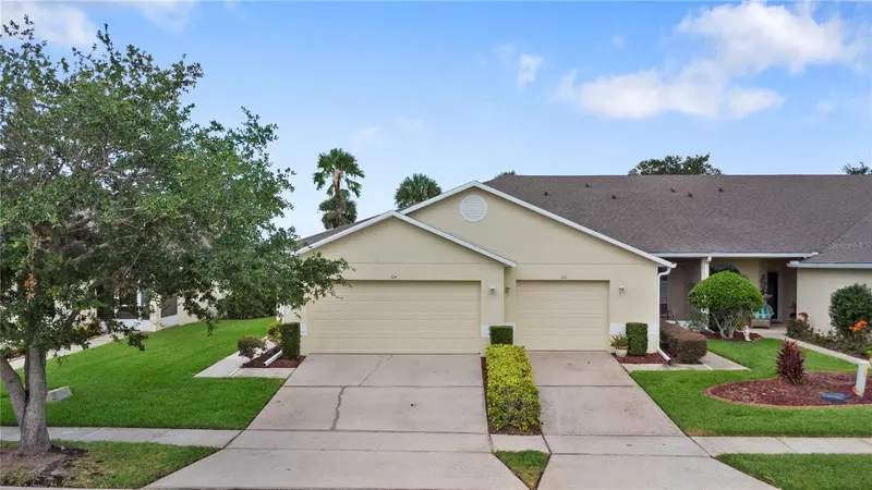 104 Club Villas Ln #N/A, FL