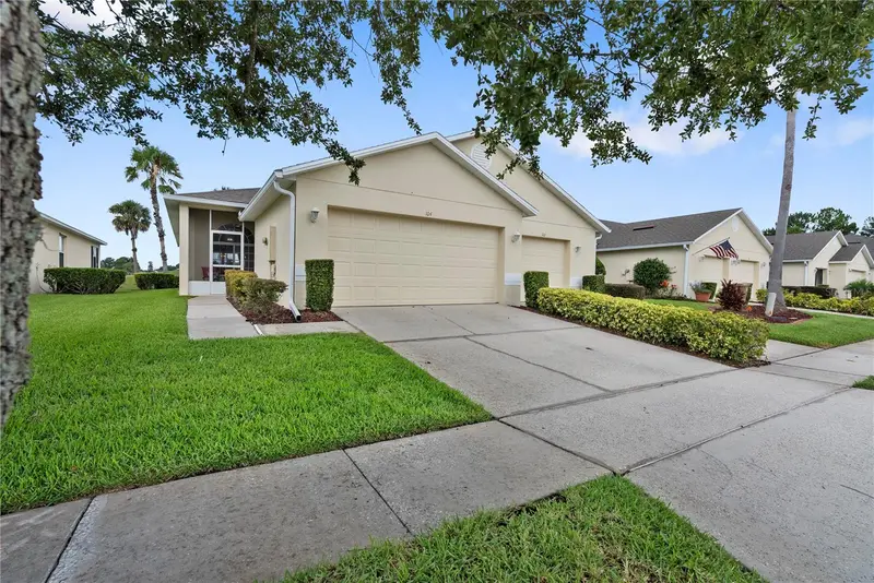 104 Club Villas Ln #N/A, FL