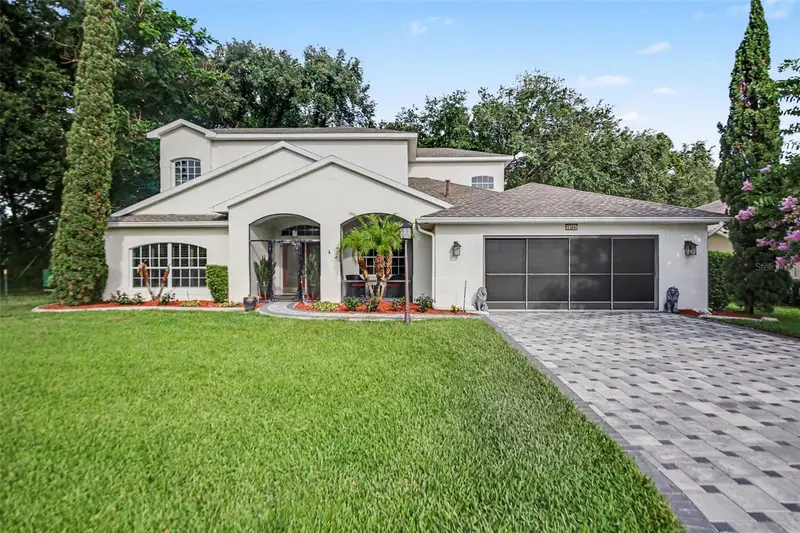 5384 Aurora Dr, FL