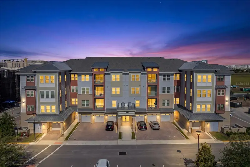 7521 Laureate Blvd #5307, FL