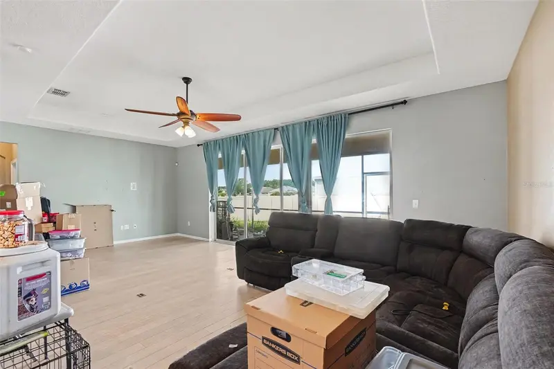 2130 Roanoke Springs Dr, FL