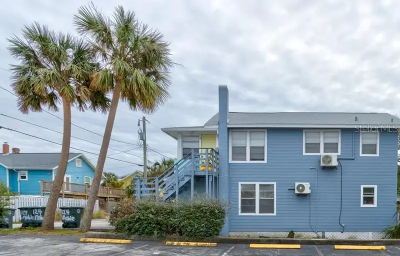 124 S Noble, FL