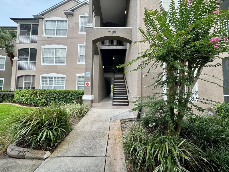 7109 Yacht Basin Ave #418, FL