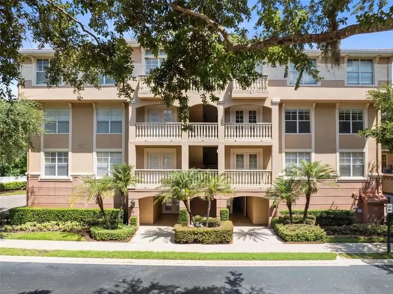 917 Lotus Vista Dr #201, FL