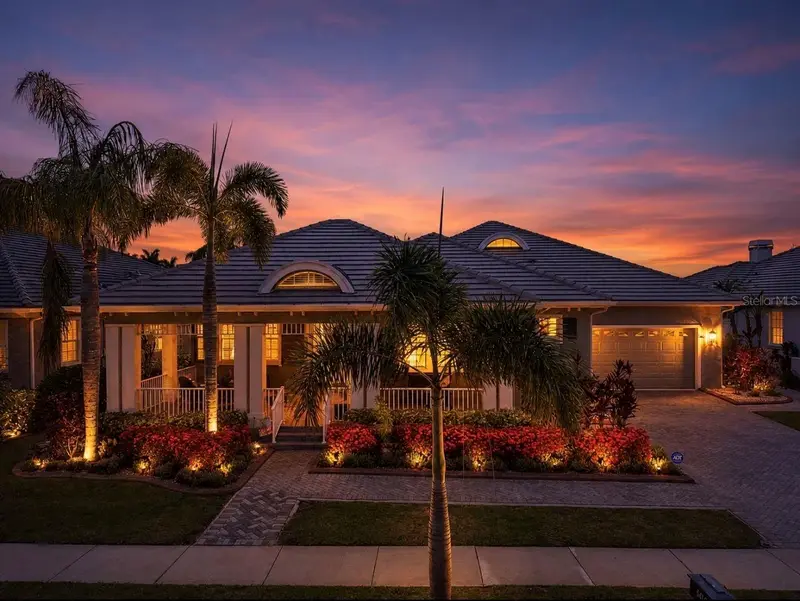 5416 Merritt Island Dr, FL