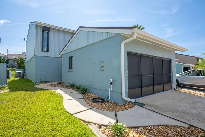 1746 Windsong Cir, FL
