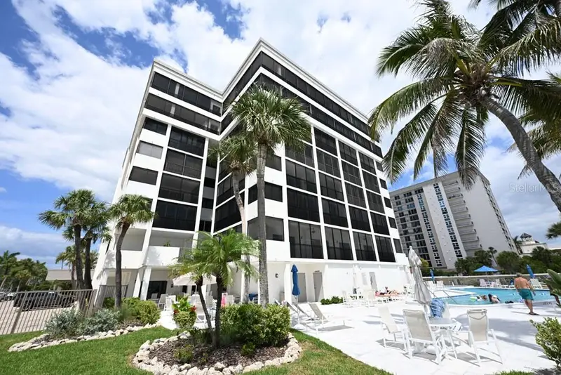 1100 Benjamin Franklin Dr #502, FL