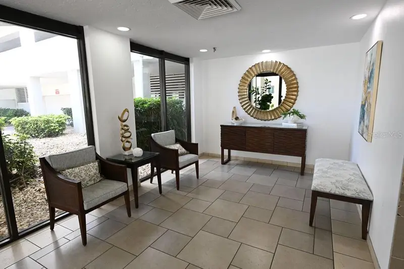 1100 Benjamin Franklin Dr #502, FL