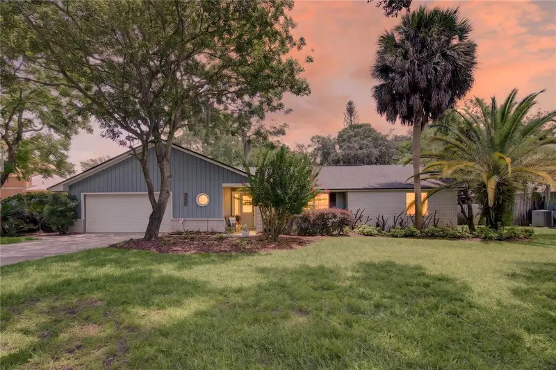 4063 Lake Mira Dr, FL