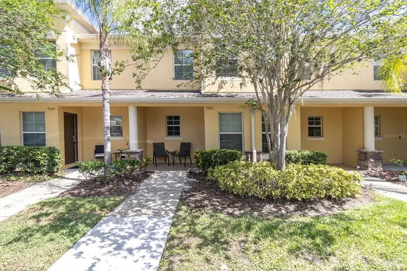 9782 Trumpet Vine Loop, FL