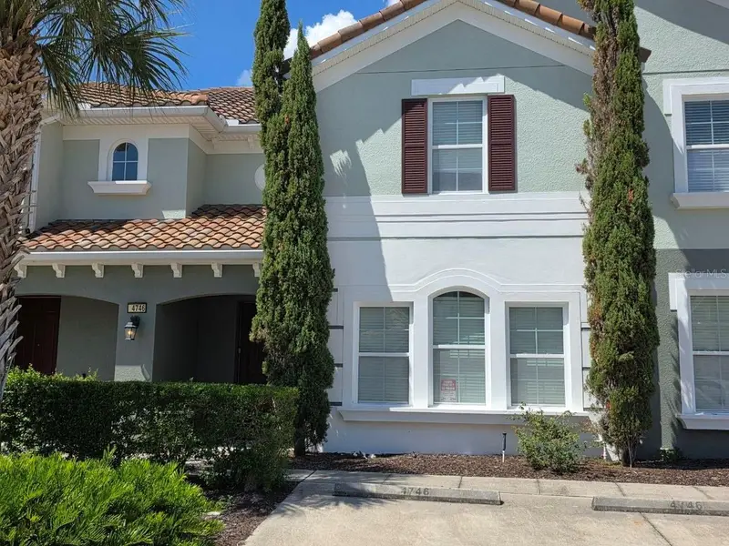 4746 Terrasonesta Dr, FL