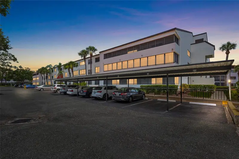 2587 Countryside Blvd #6110, FL
