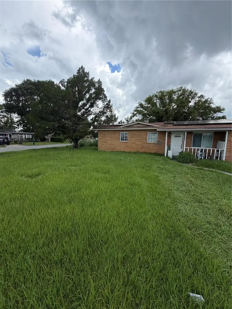2880 Saturn Dr, FL