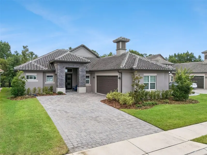 Davenport listing