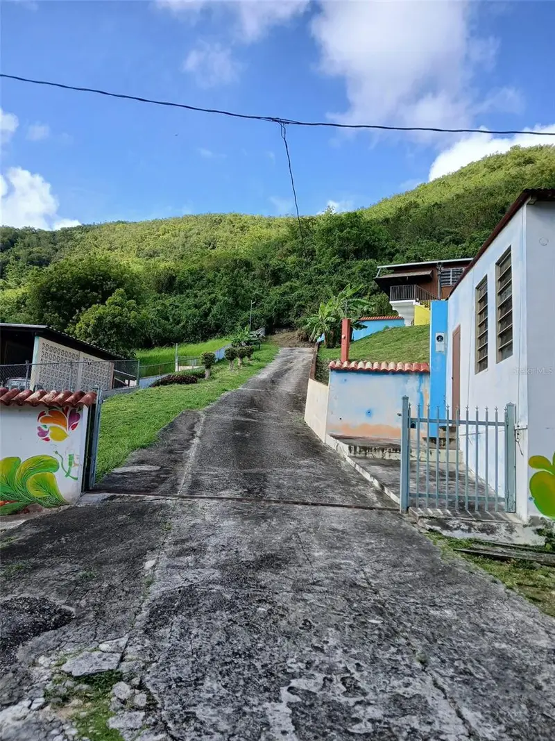 Carr. 127 Km 7.9, PR
