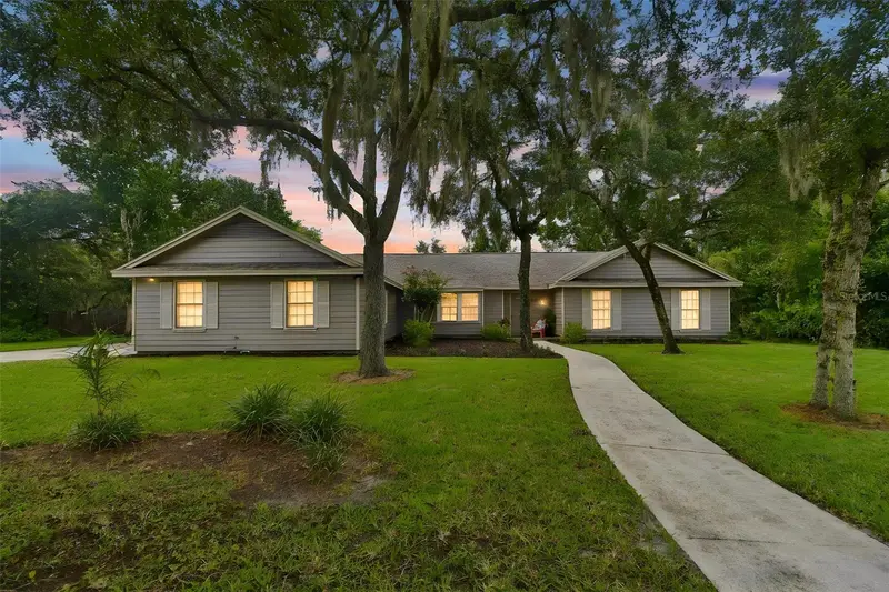755 Keeneland Pike, FL