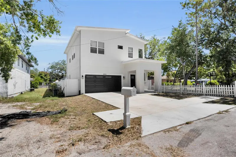 2404 Cassell, FL