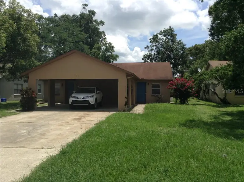 2415 S Cedar Ave #B, FL